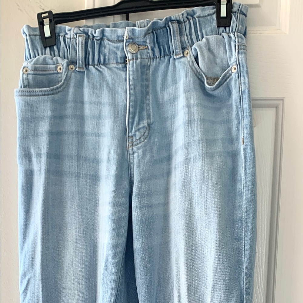 TRUE CRAFT High Rise
Elastic Waist Mom Jeans